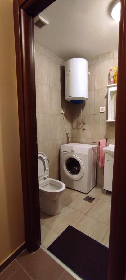 Apartman Tanya Apartment พอดโกริกา ภายนอก รูปภาพ